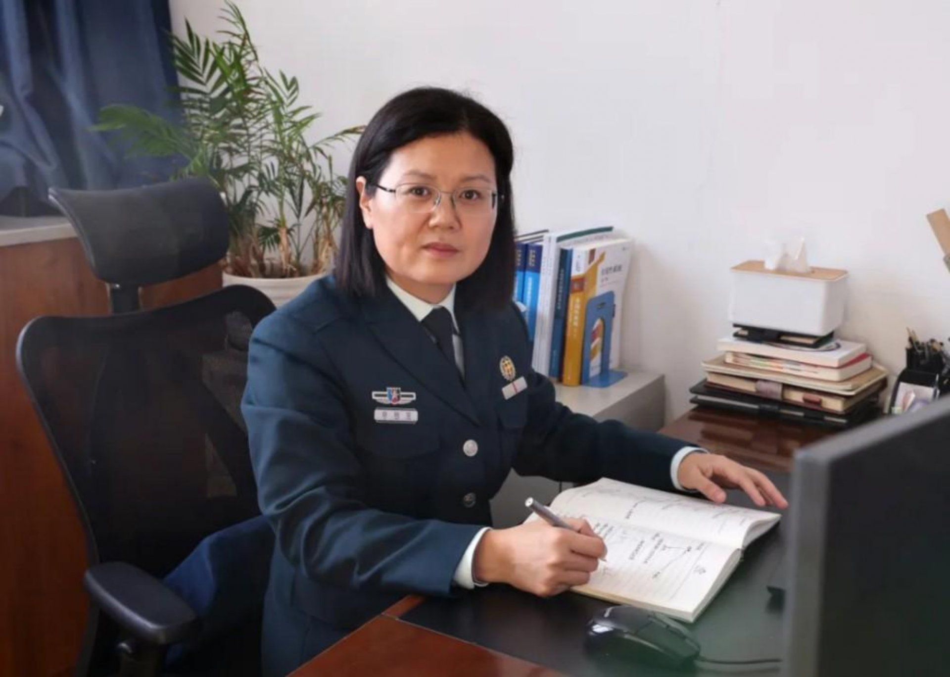 可按栏目扩展阅读相关条目